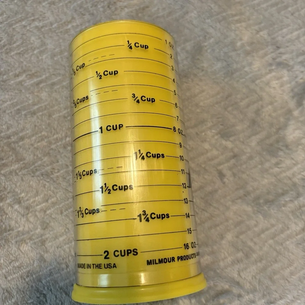 Wonder Cup vtg metric
